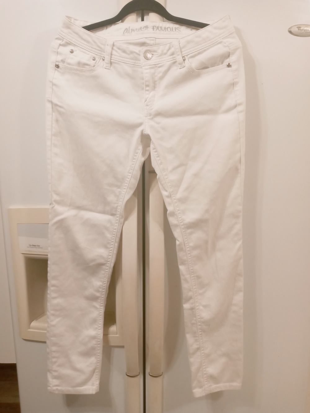 Women's Almost Famous Women's White Slim Jeans